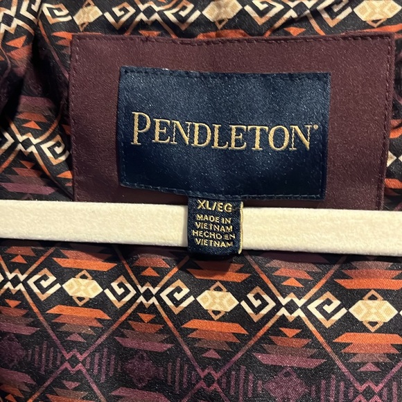 Pendleton Plum Purple Rain Jacket - Picture 14 of 15